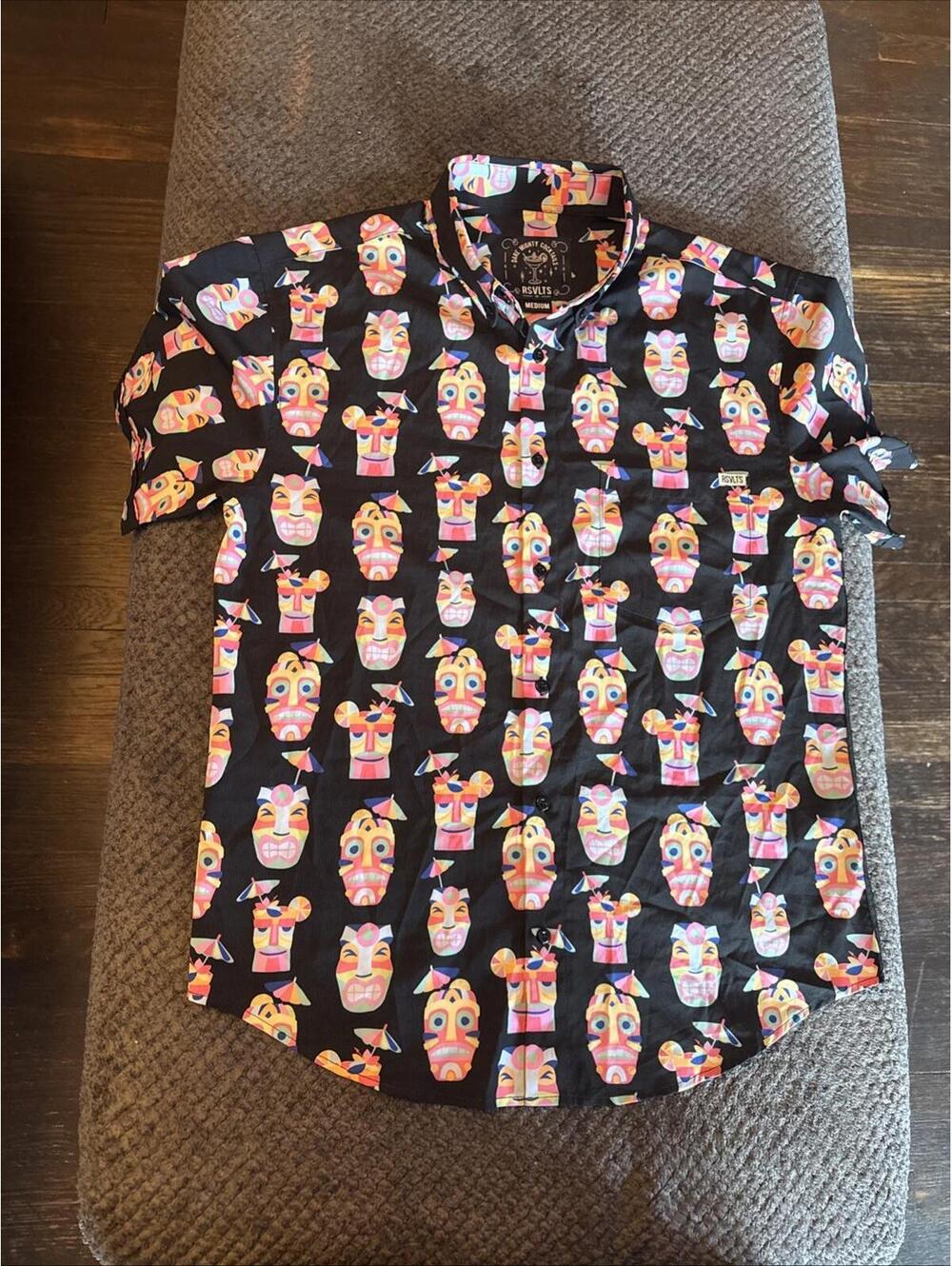 Rsvlts Mens Medium Button Up Tipsy Tiki Graphic Button Up Kunuflex Disney - Picture 4 of 14